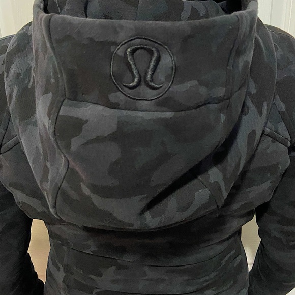 Lululemon Scuba Hoodie! - Picture 3 of 6